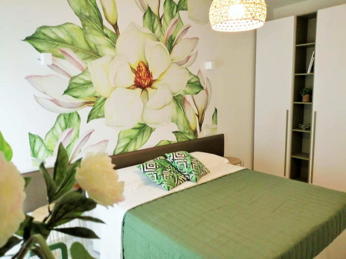 My Monopoli - Casa Dei Fiori "Magnolia" Cala Paradiso Экстерьер фото